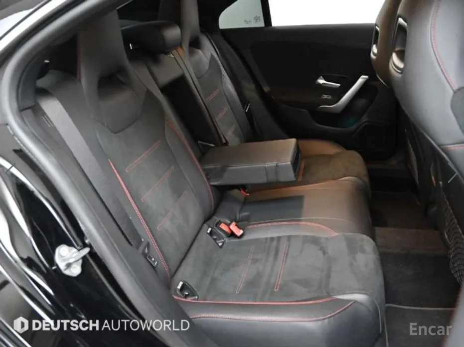 Фото 12 - Mercedes-Benz CLA-Class