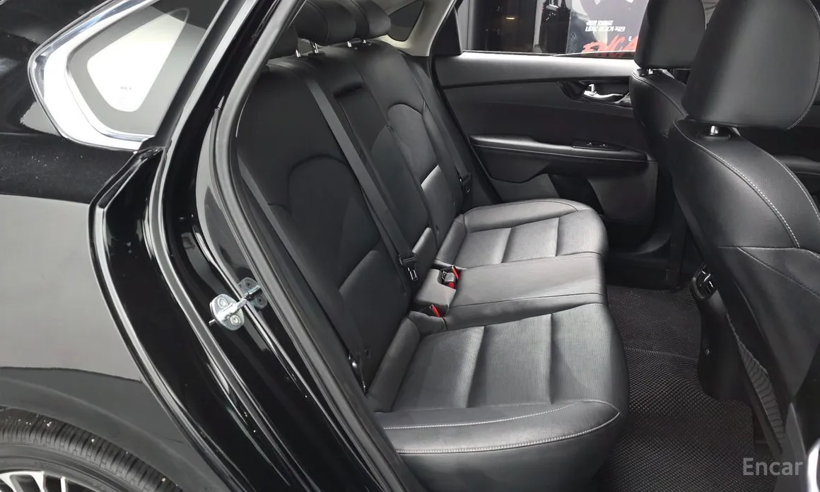 Фото 11 - Kia K3