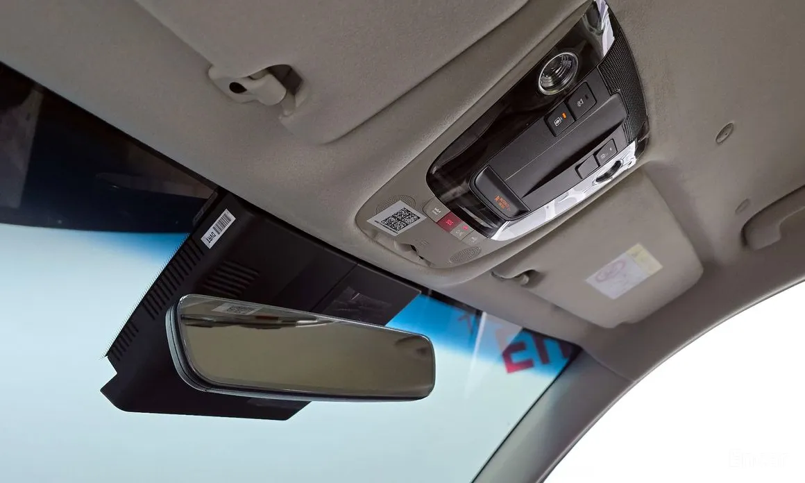 Фото 19 - Kia K8