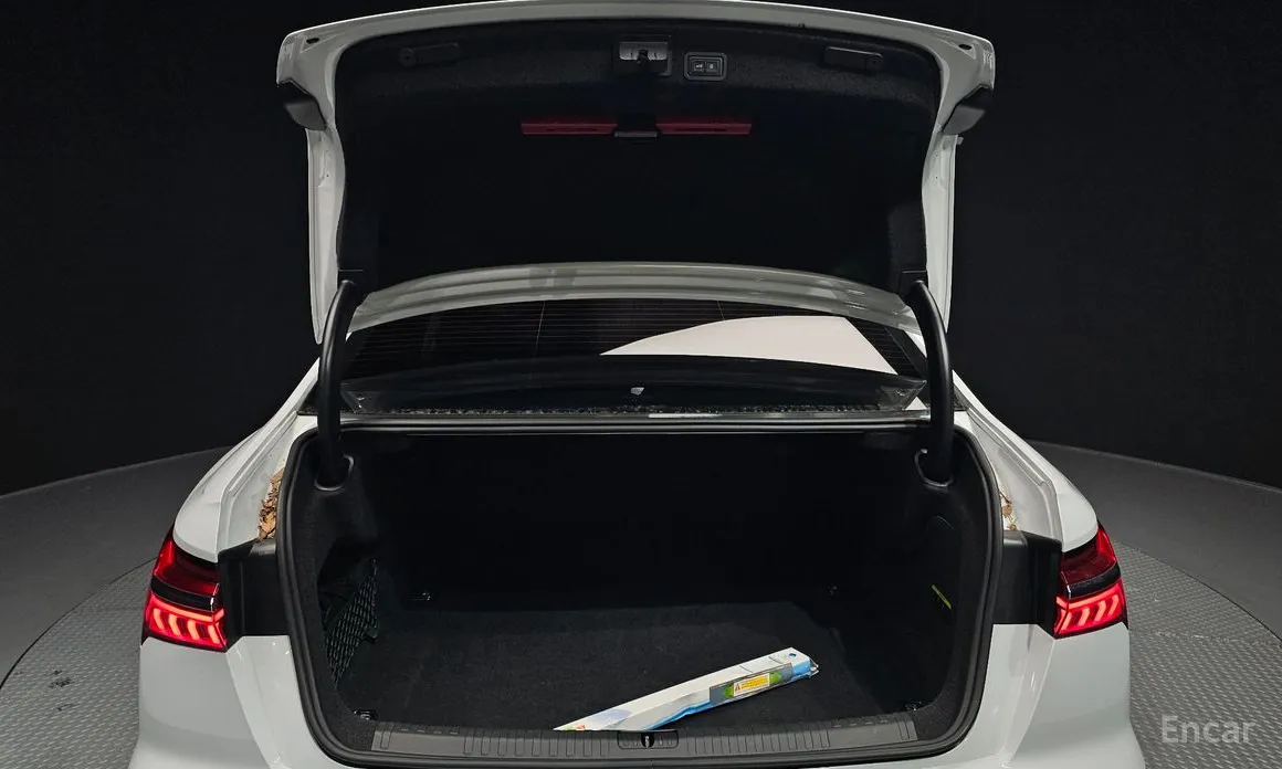 Фото 20 - Audi A6