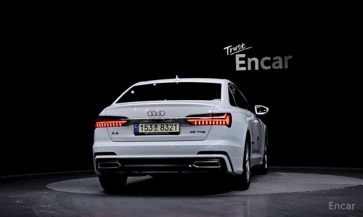 Фото 4 - Audi A6