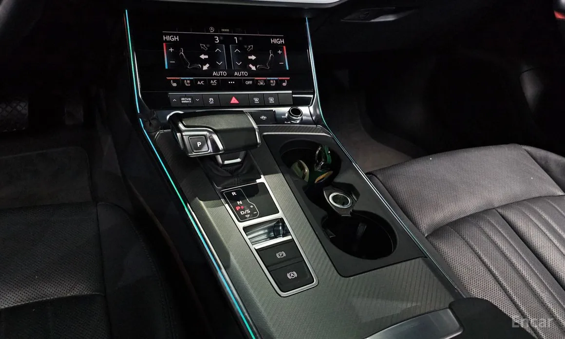 Фото 9 - Audi A6