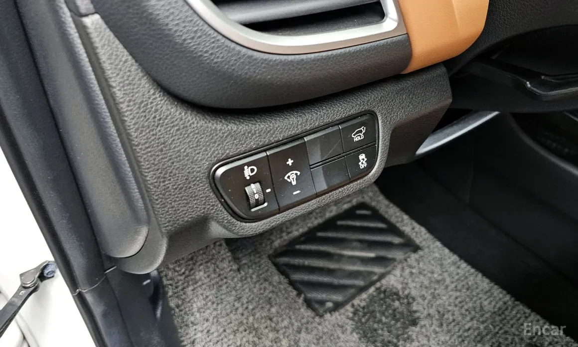 Фото 16 - Kia Seltos