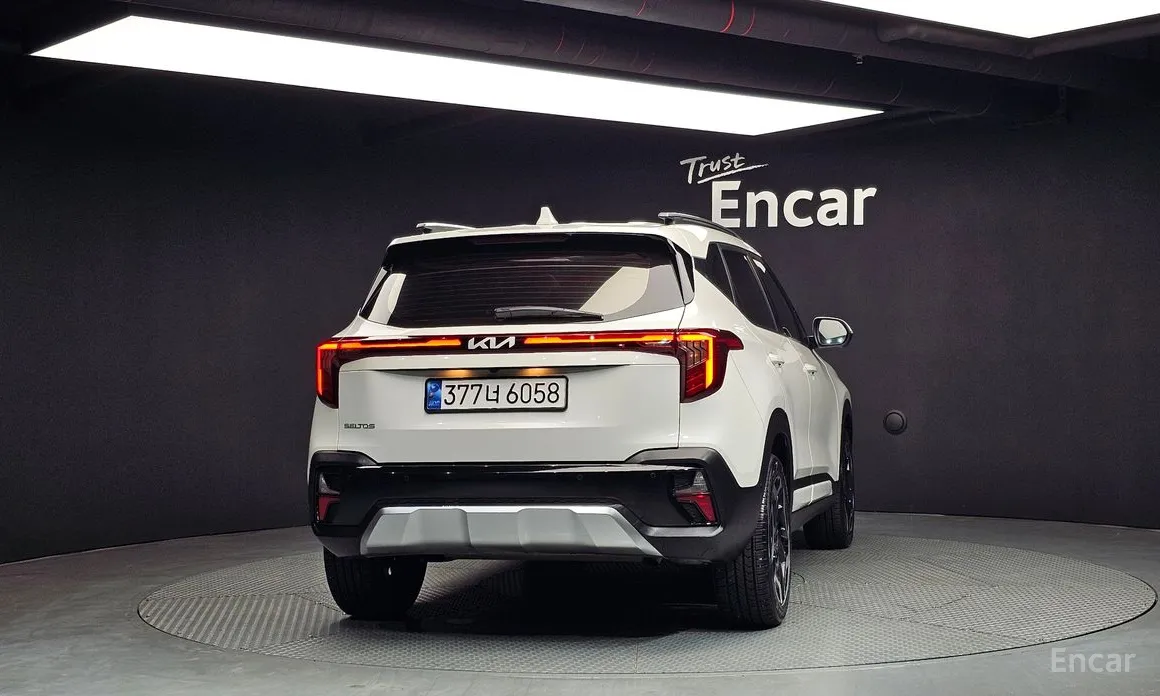 Фото 4 - Kia Seltos