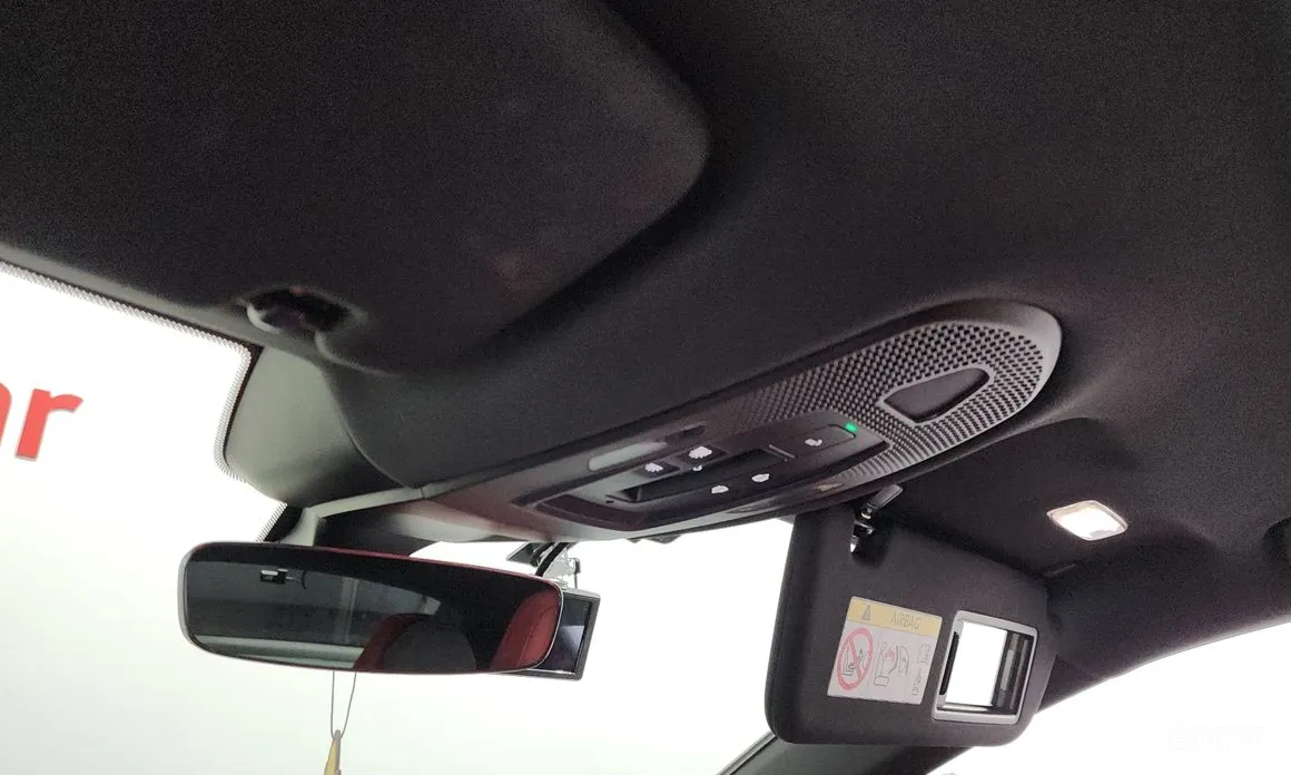 Фото 17 - Porsche Panamera