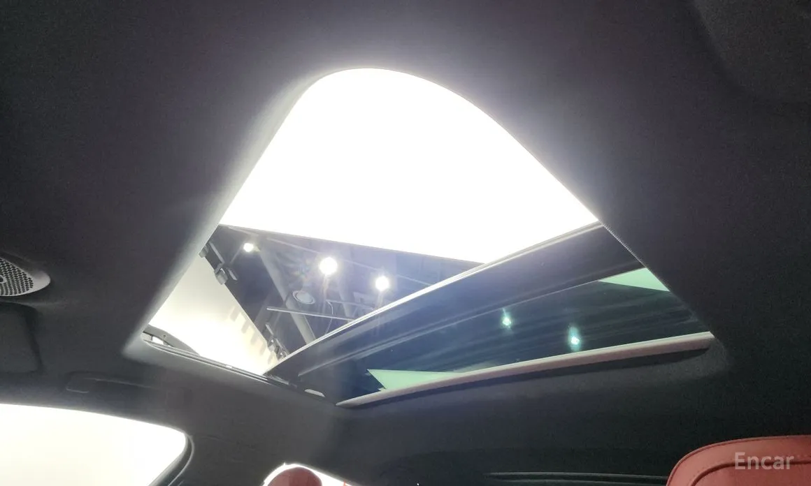 Фото 18 - Porsche Panamera