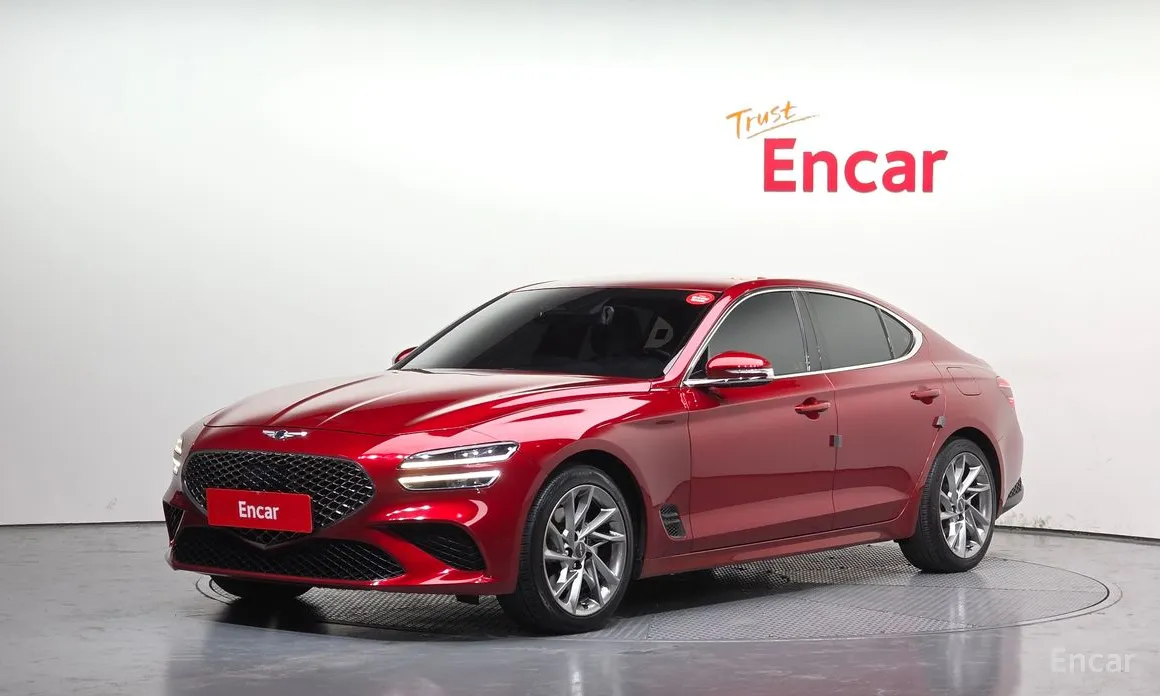 Фото 1 - Genesis G70