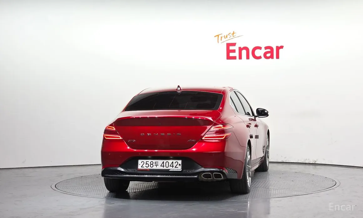 Фото 4 - Genesis G70