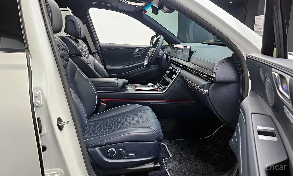 Фото 10 - Genesis GV80