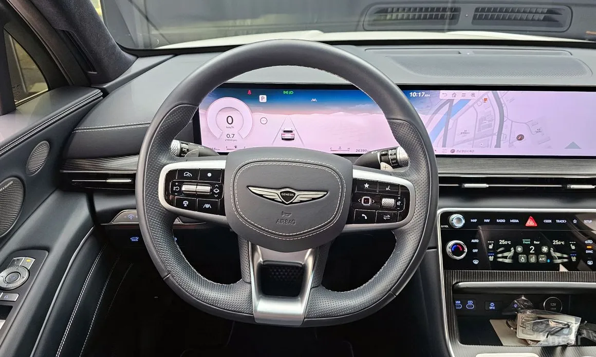 Фото 13 - Genesis GV80