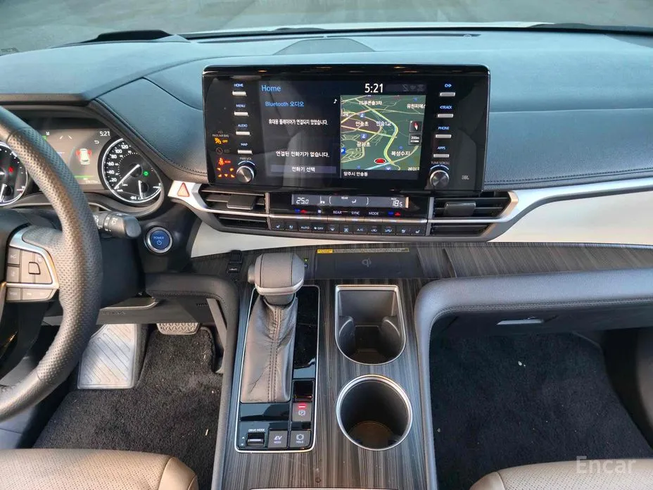 Фото 10 - Toyota Sienna