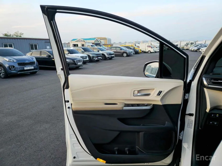 Фото 16 - Toyota Sienna