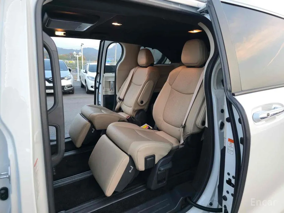 Фото 18 - Toyota Sienna