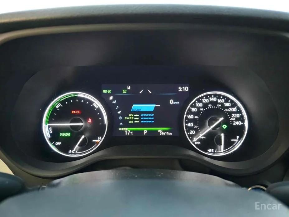 Фото 8 - Toyota Sienna