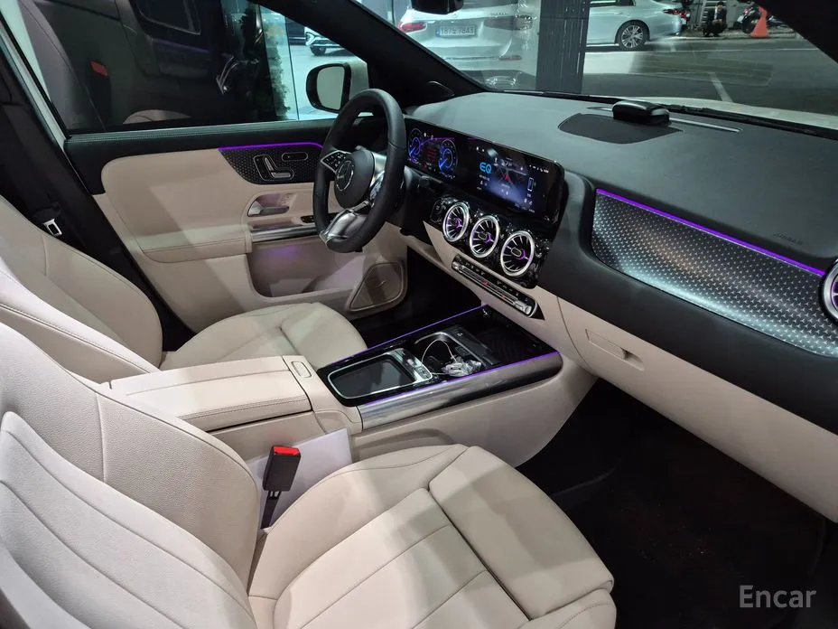 Фото 17 - Mercedes-Benz EQA