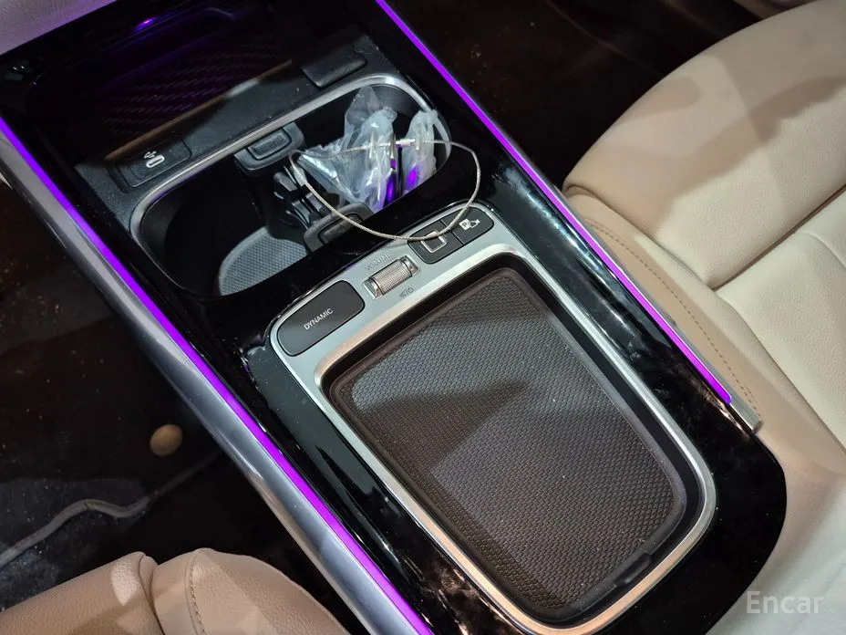 Фото 18 - Mercedes-Benz EQA