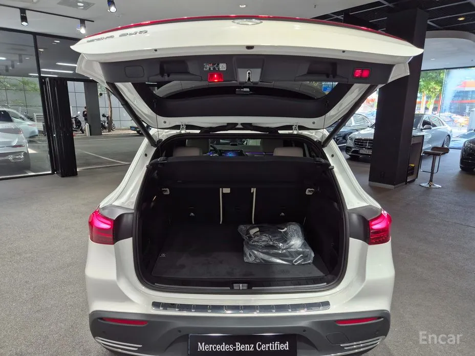 Фото 19 - Mercedes-Benz EQA