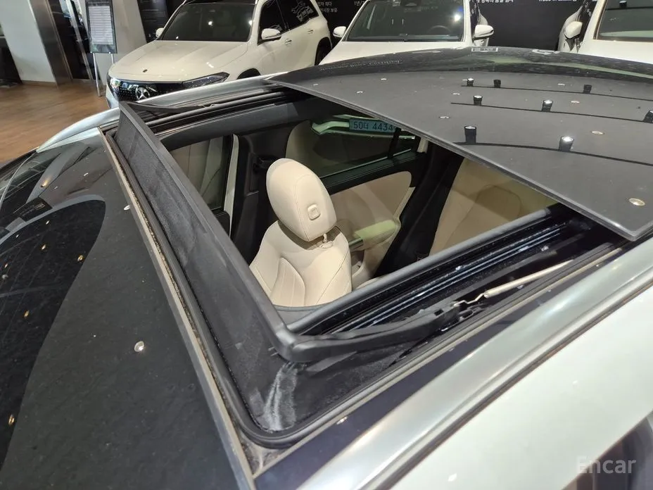 Фото 20 - Mercedes-Benz EQA