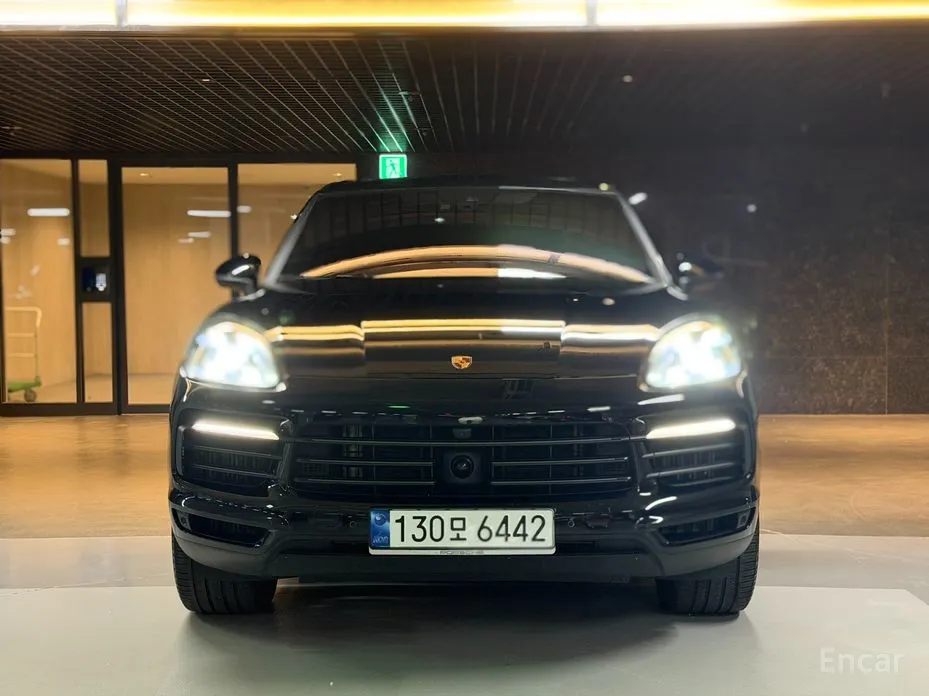 Фото 1 - Porsche Cayenne