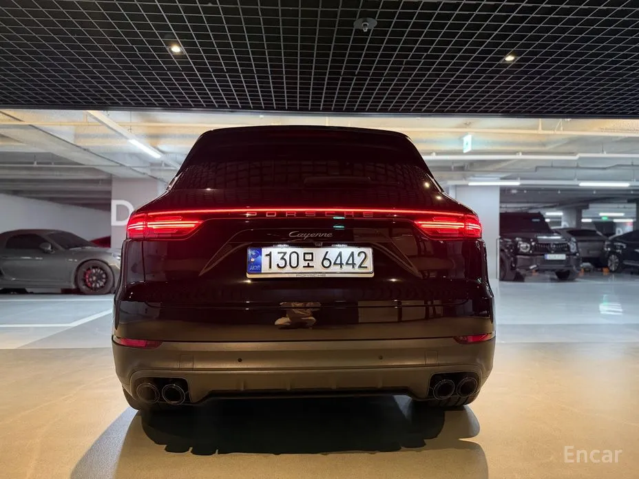 Фото 5 - Porsche Cayenne