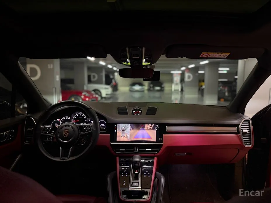 Фото 8 - Porsche Cayenne