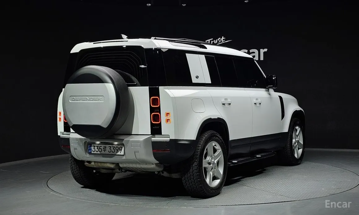 Фото 2 - Land Rover Defender