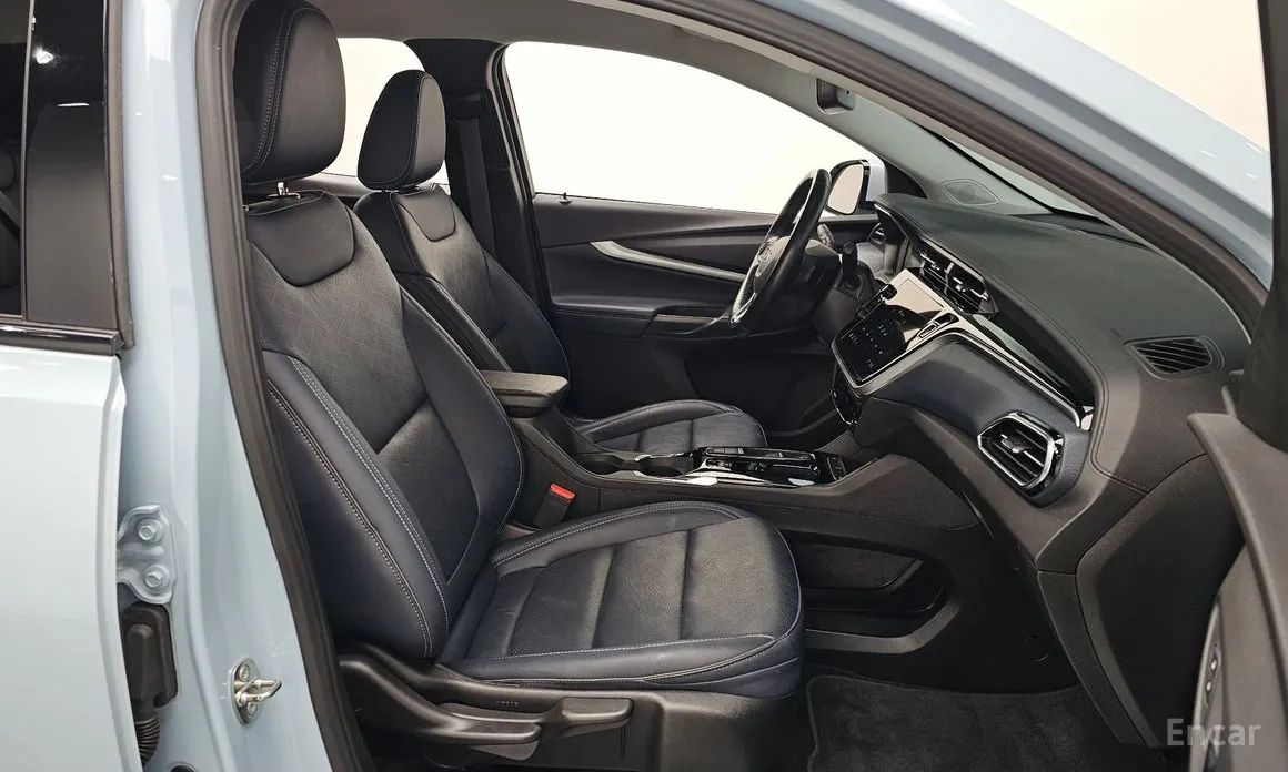 Фото 11 - Chevrolet Bolt EUV