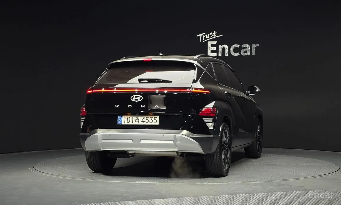 Фото 4 - Hyundai Kona