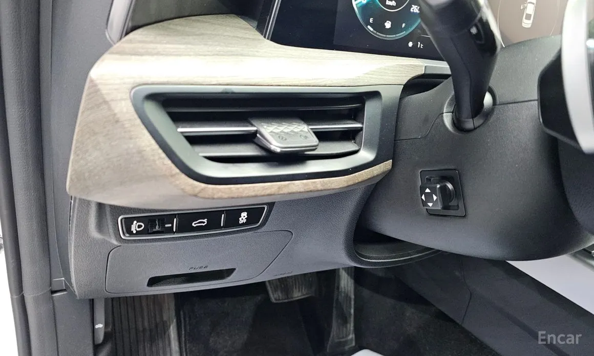 Фото 13 - Kia K8