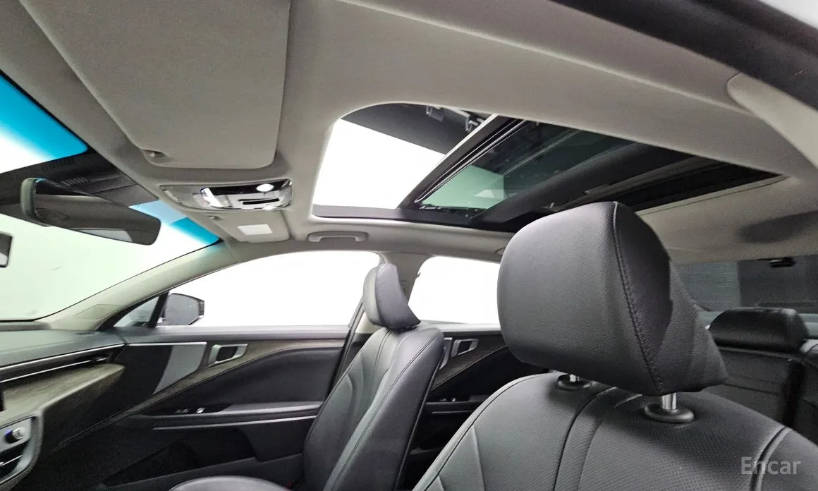 Фото 19 - Kia K8