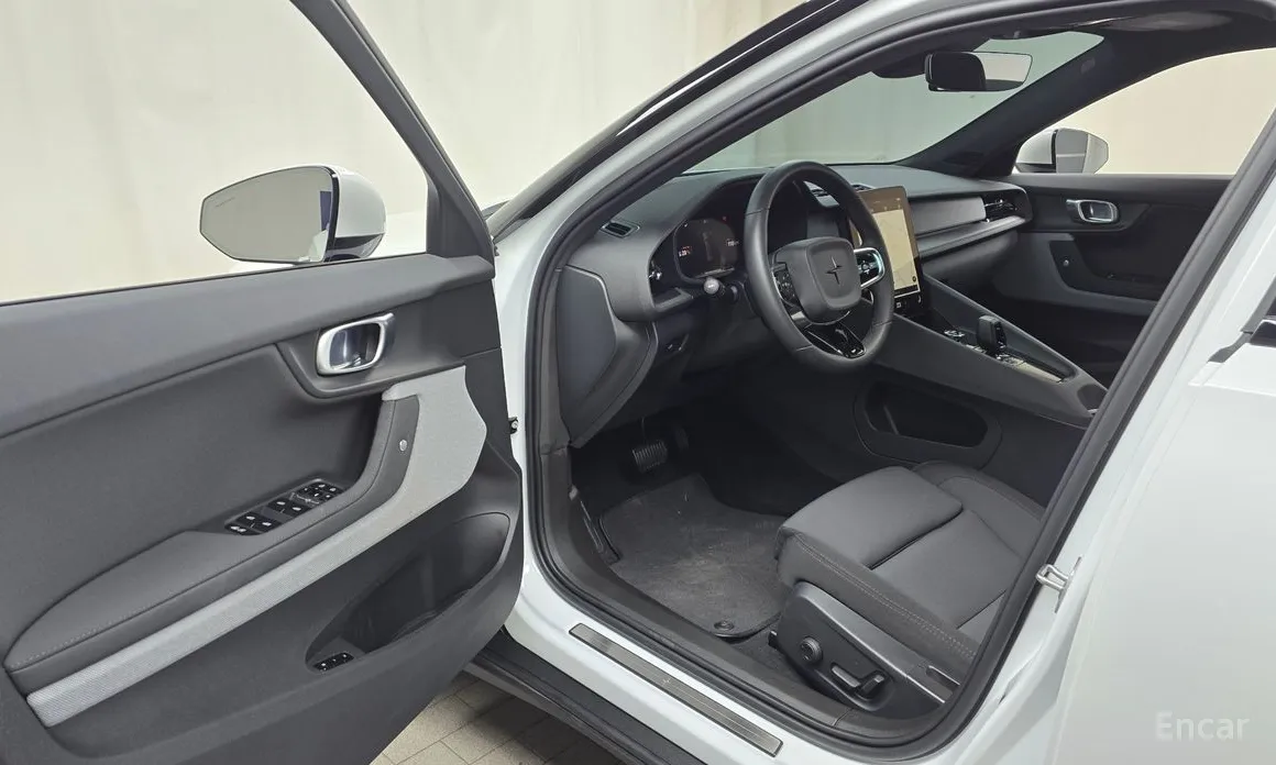 Фото 10 - Polestar 2