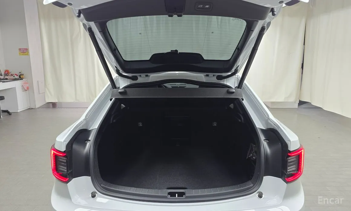 Фото 20 - Polestar 2