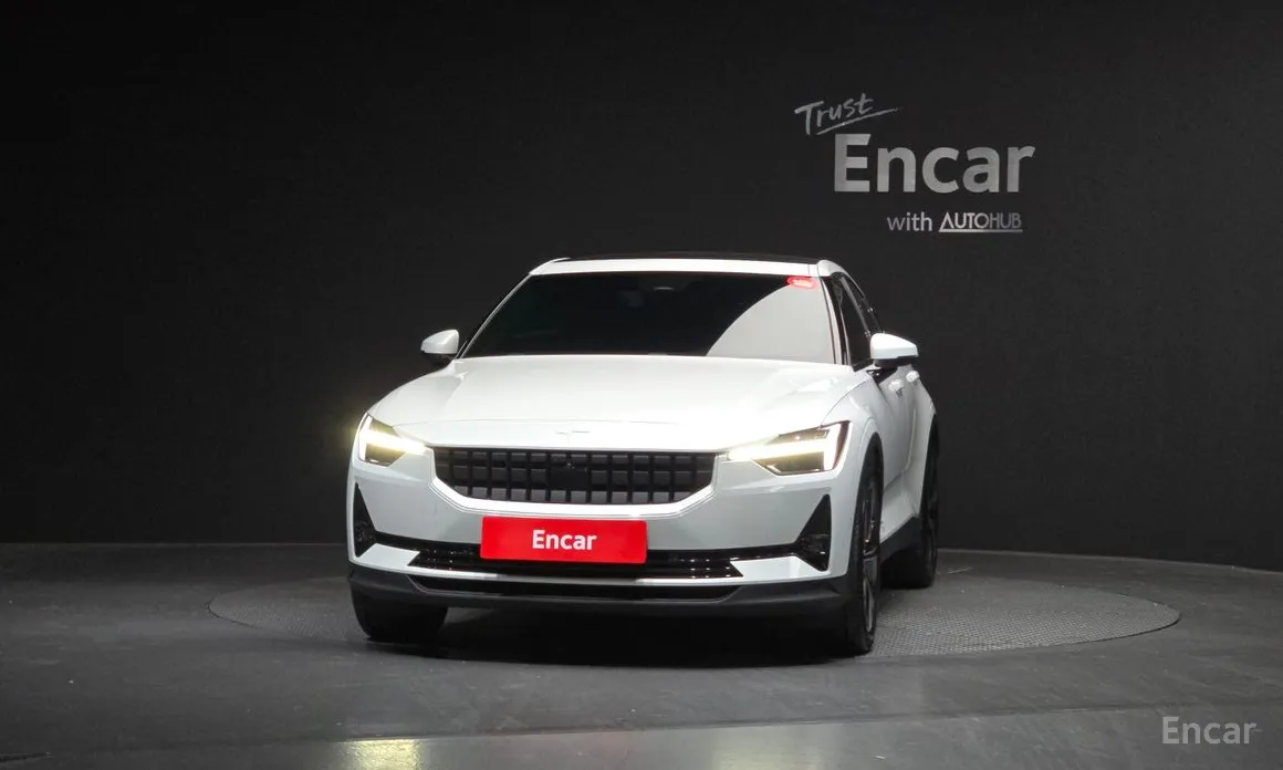 Фото 3 - Polestar 2