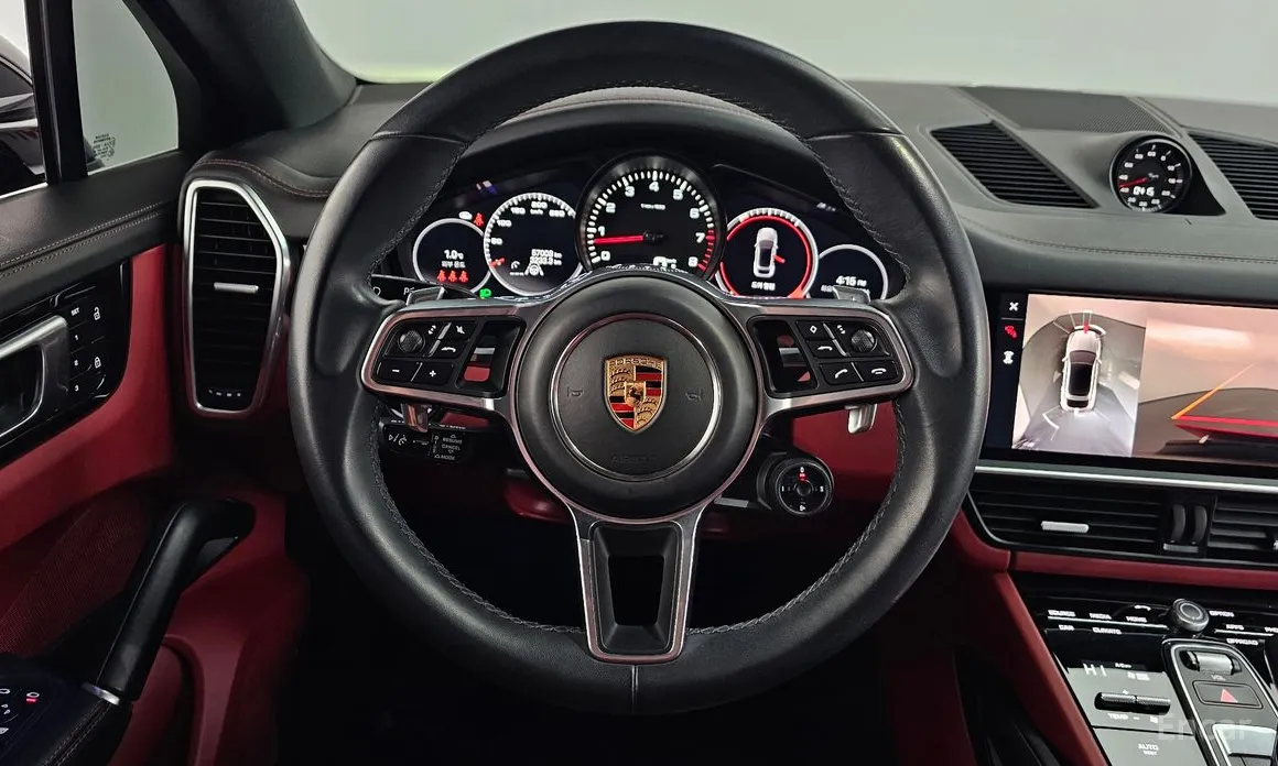 Фото 13 - Porsche Cayenne