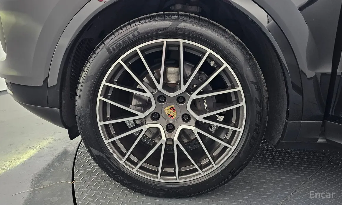 Фото 5 - Porsche Cayenne