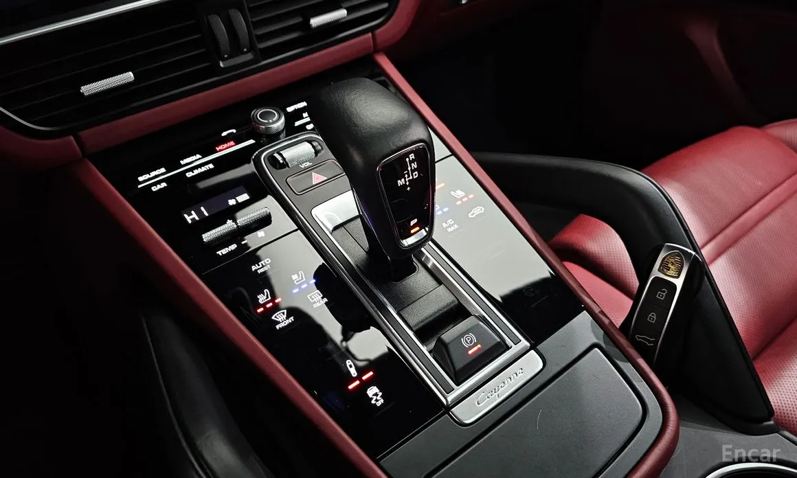 Фото 9 - Porsche Cayenne