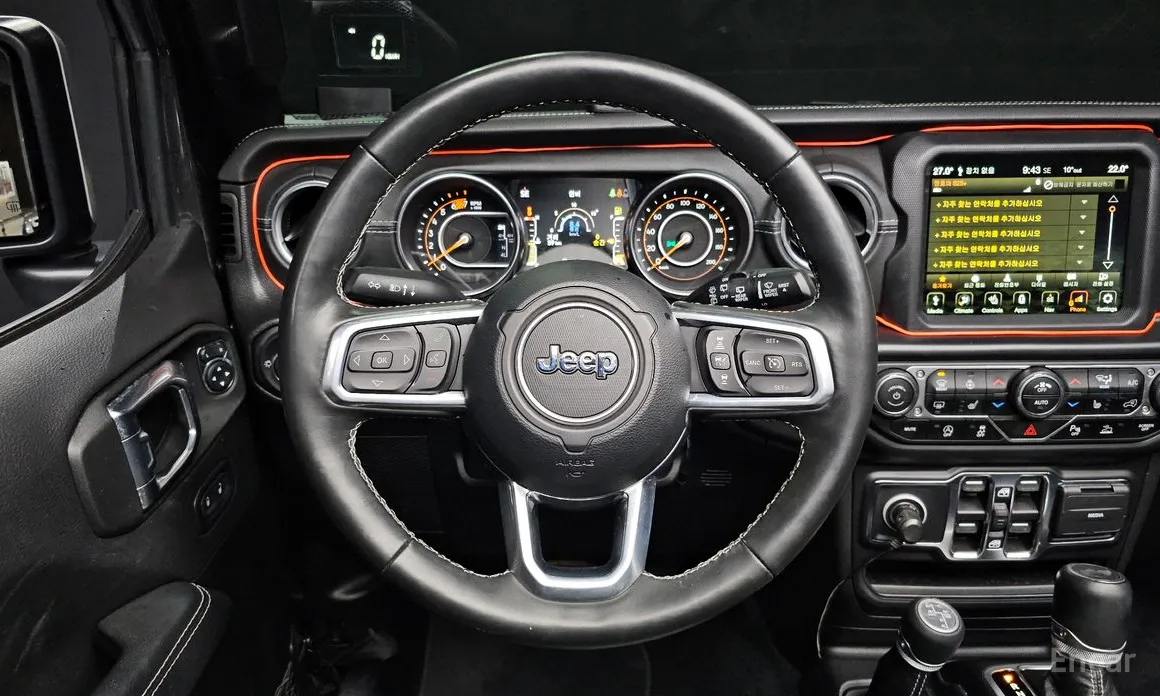 Фото 13 - Jeep Wrangler