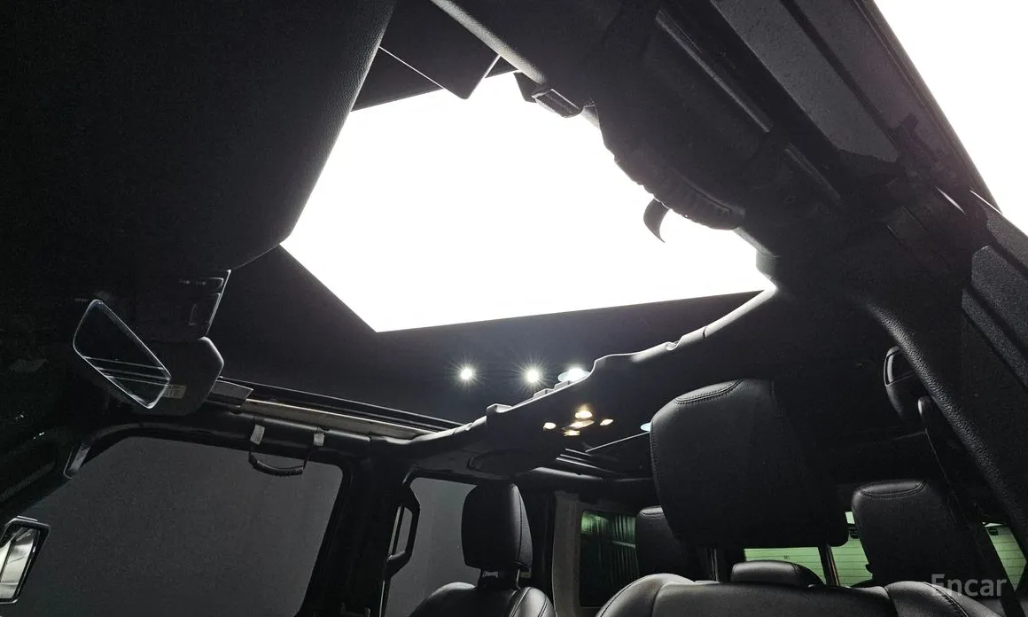 Фото 19 - Jeep Wrangler