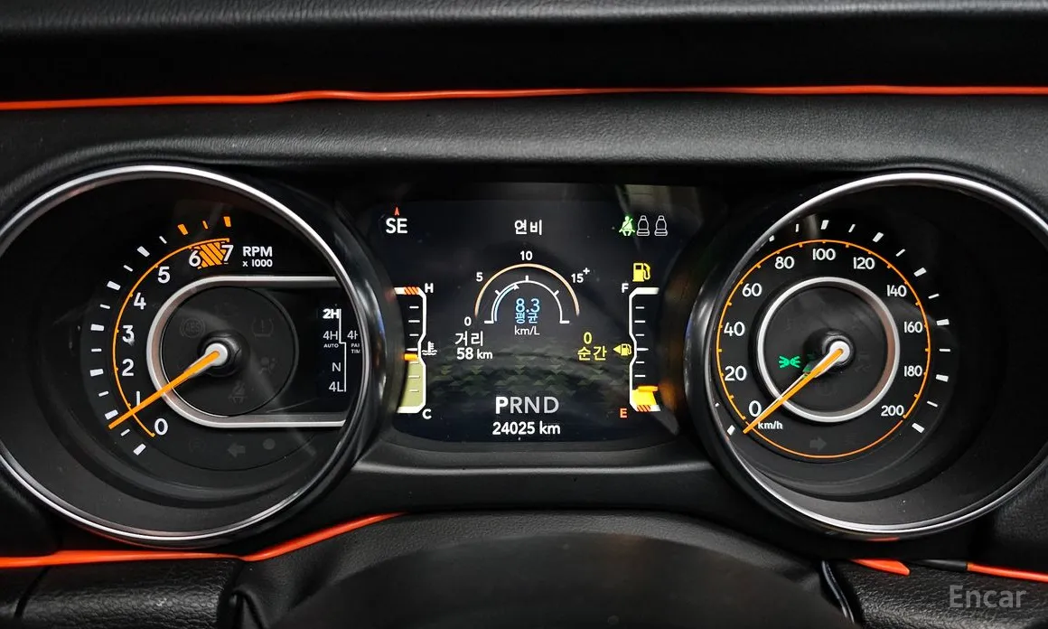 Фото 8 - Jeep Wrangler