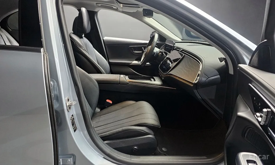 Фото 11 - Mercedes-Benz E-Class