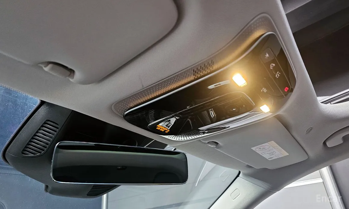 Фото 17 - Mercedes-Benz E-Class