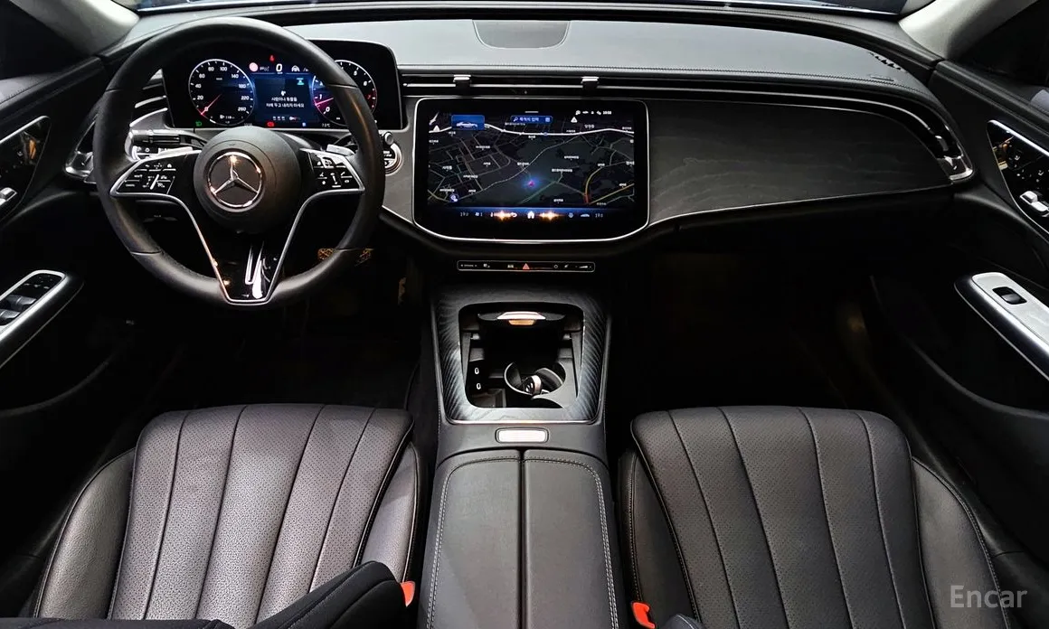 Фото 7 - Mercedes-Benz E-Class