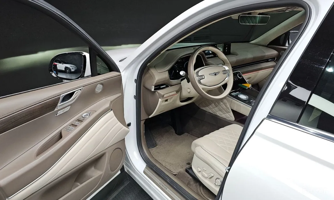 Фото 11 - Genesis GV80