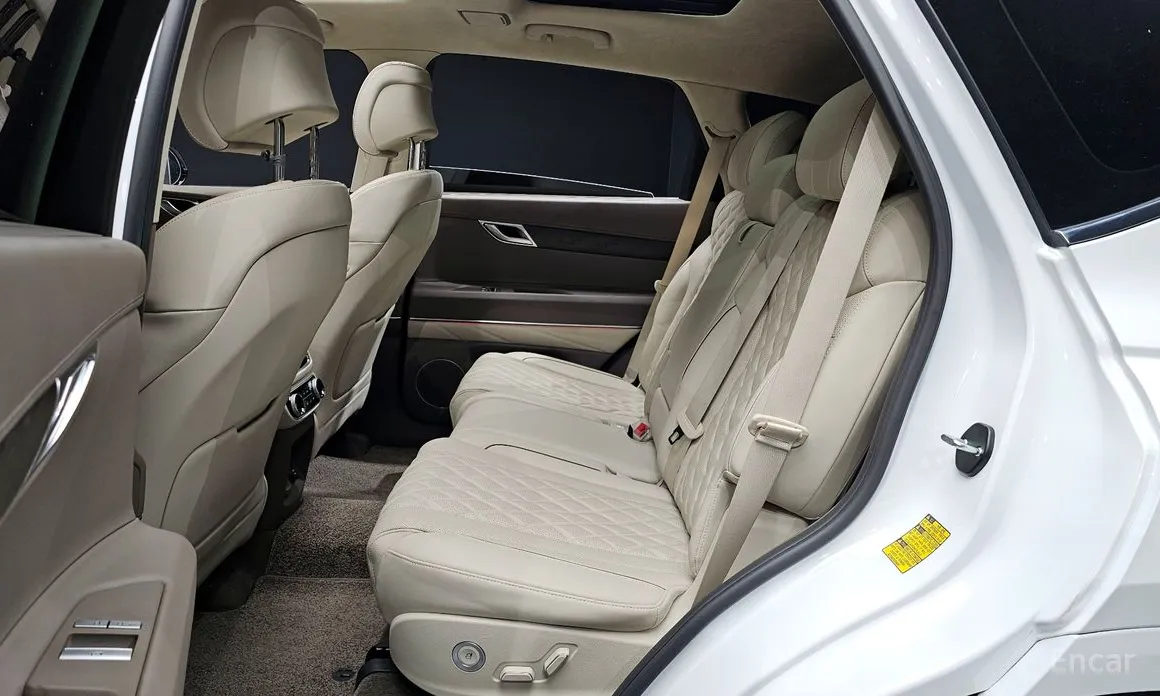 Фото 12 - Genesis GV80