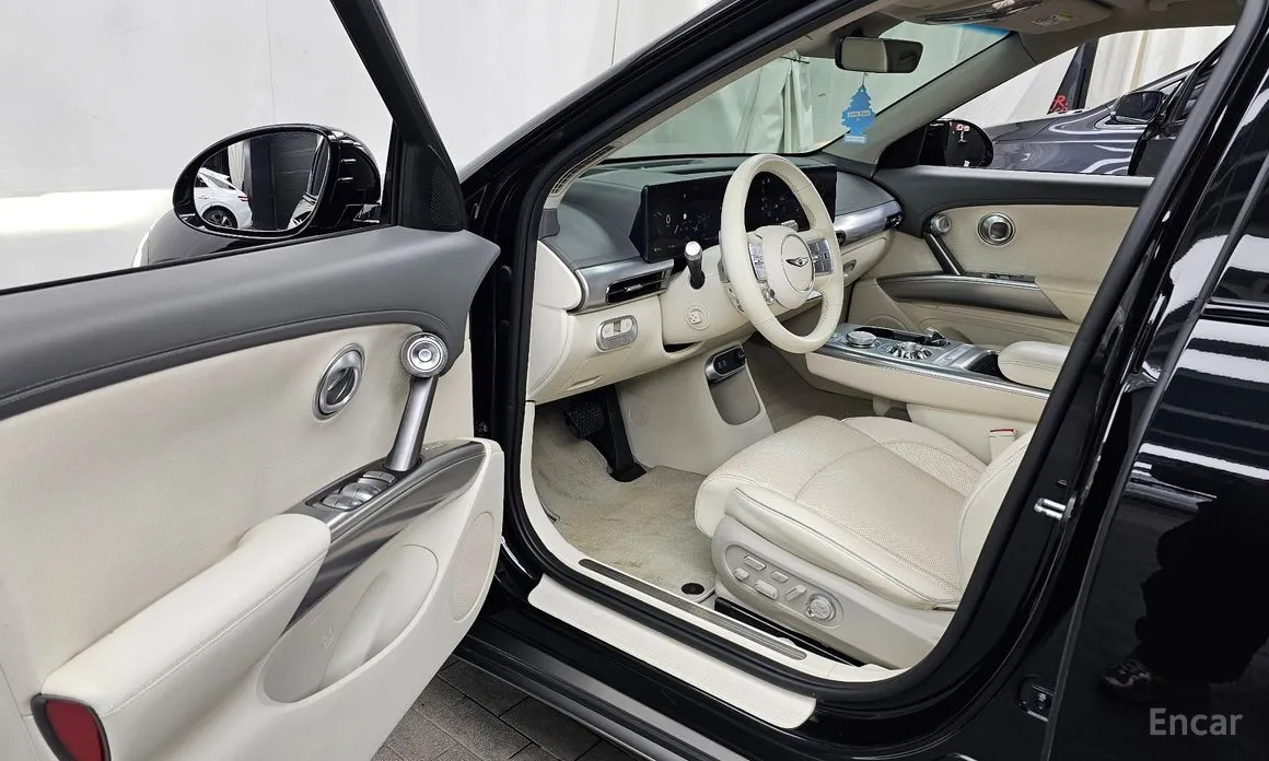 Фото 10 - Genesis GV60