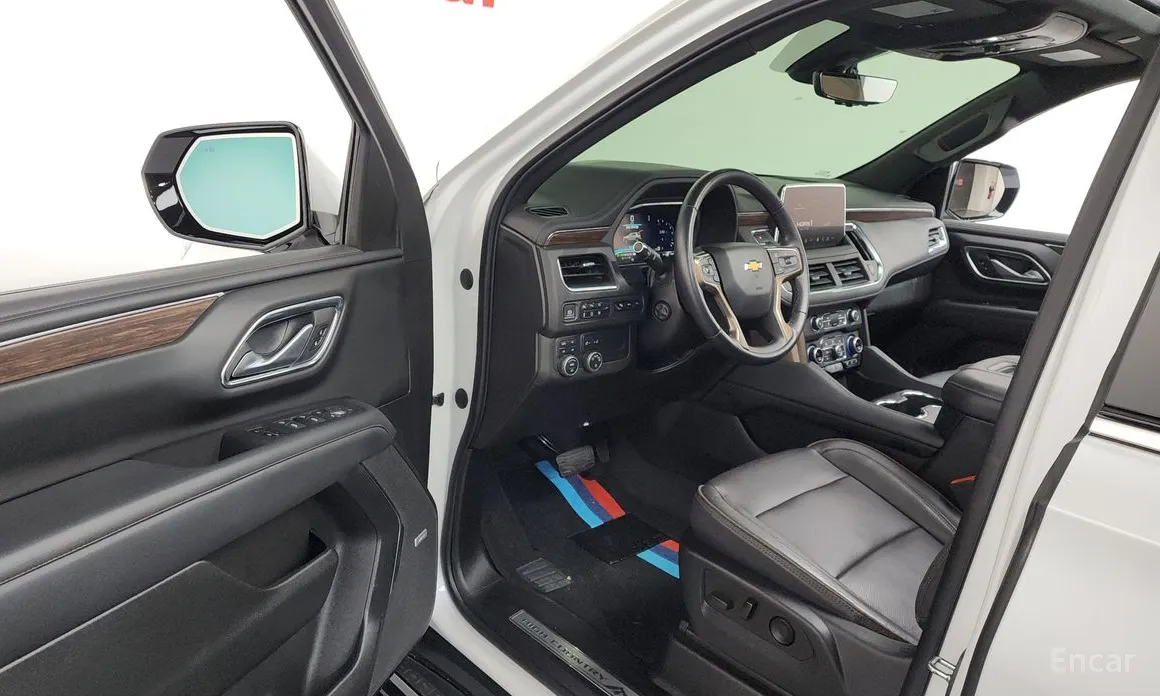 Фото 10 - Chevrolet Tahoe