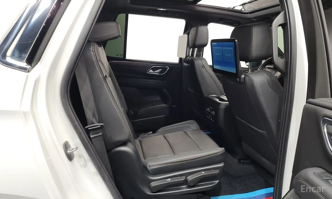 Фото 12 - Chevrolet Tahoe