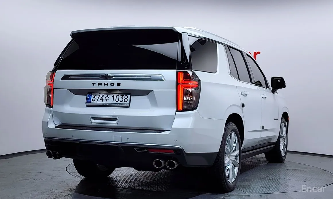 Фото 2 - Chevrolet Tahoe