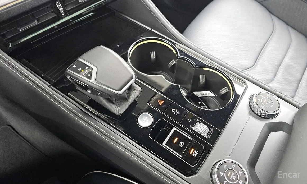 Фото 9 - Volkswagen Touareg