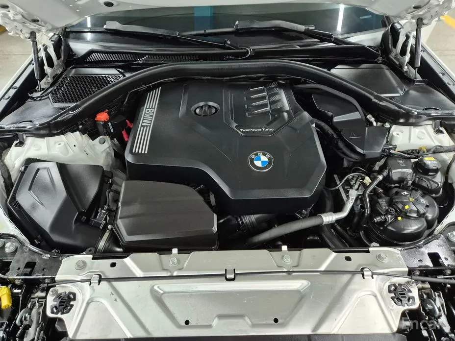 Фото 11 - BMW 3 Series